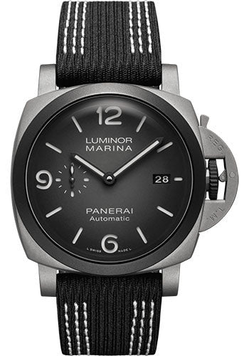 Pre-owned Panerai Luminor Marina 44mm — PAM01122