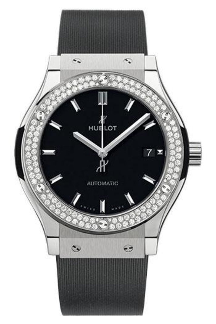 Hublot Classic Fusion Titanium Diamond 38mm Matte black dial, black rubber, reference 565.NX.1171.RX.1104