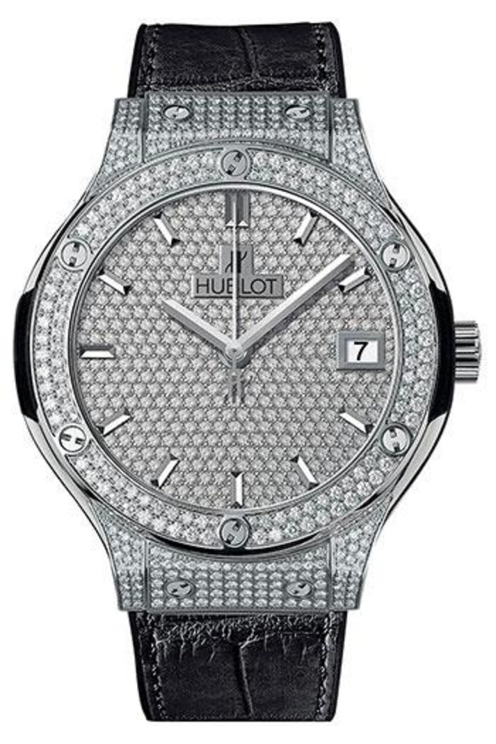 Hublot Classic Fusion Titanium Diamond Pavé 38mm Diamond pavé with 372 diamonds (approximately 1.65 ct) dial, reference 565.NX.9010.LR.1704