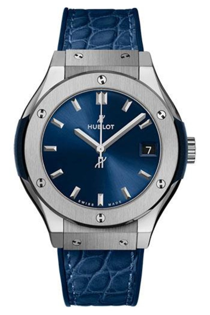 Hublot Classic Fusion Titanium Blue 33mm Blue sunray dial, Blue rubber and alligator leather, reference 581.NX.7170.LR