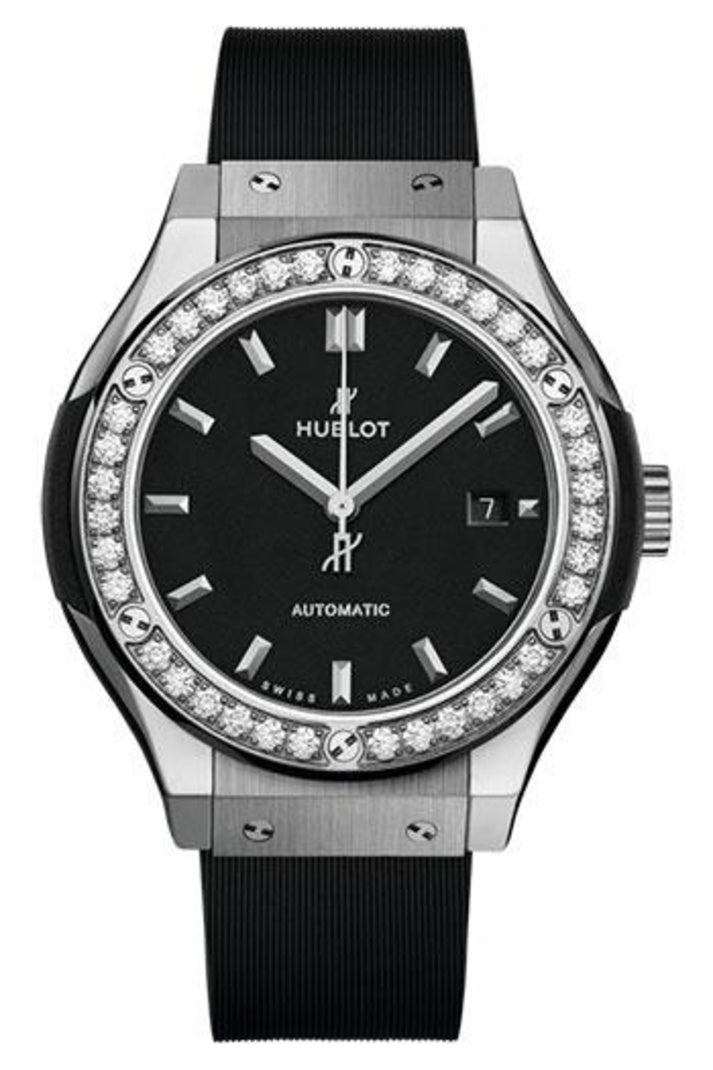 Hublot Classic Fusion Titanium Diamonds 33mm Matte black dial Black rubber and alligator leather reference 582.NX.1170.RX.1204